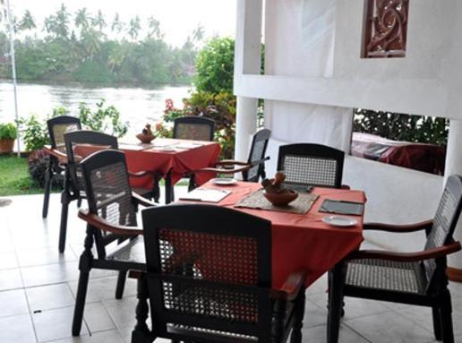 Ganga Garden Hotel Beruwala Esterno foto