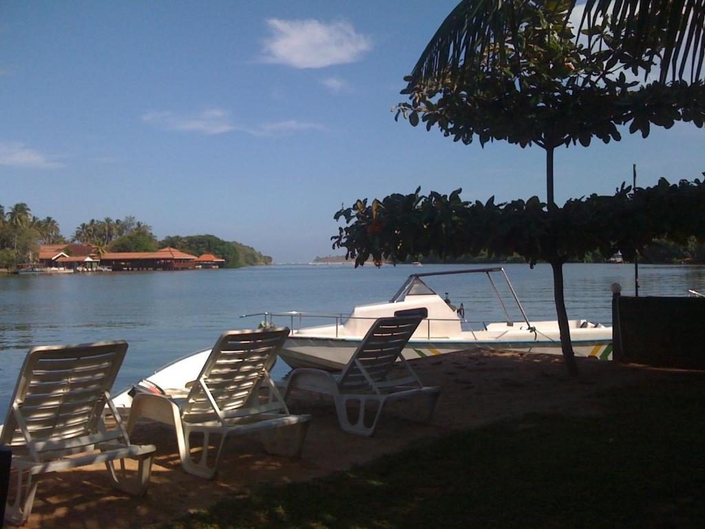 Ganga Garden Hotel Beruwala Esterno foto