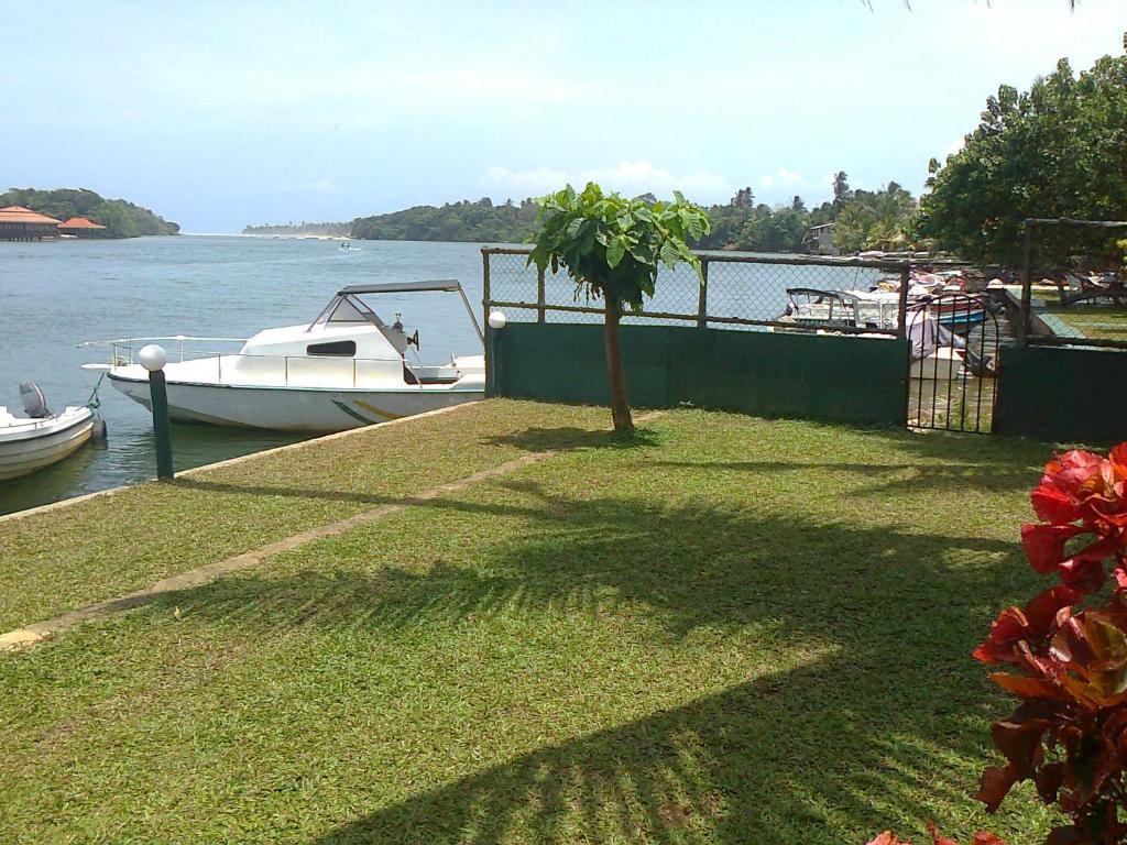 Ganga Garden Hotel Beruwala Esterno foto